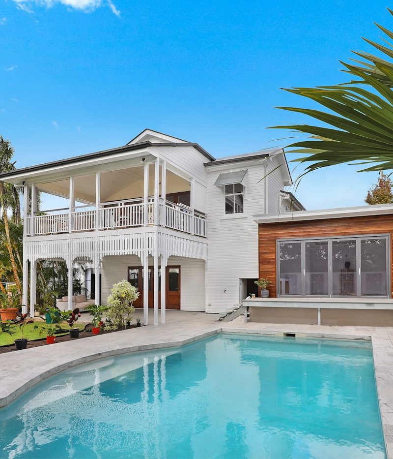 V4 House